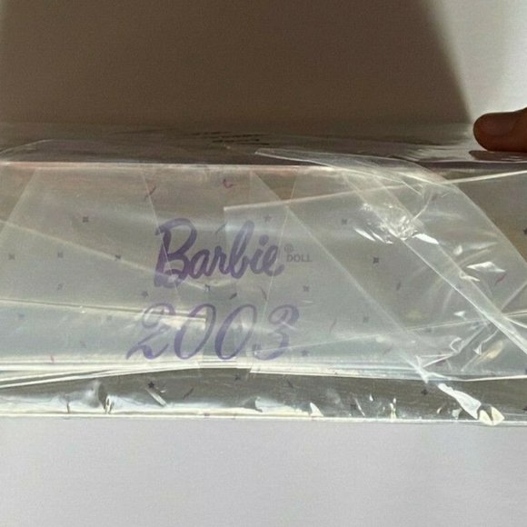 Barbie 2003 Collector Edition Lavender Organza Gown - Picture 6 of 9